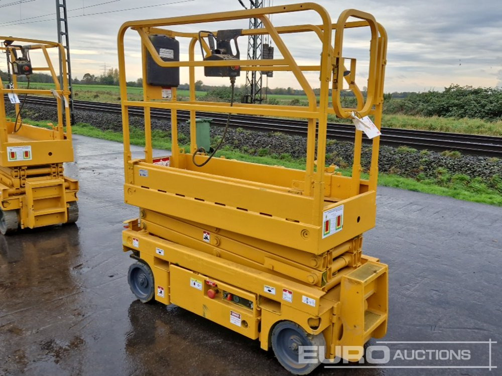 2014 Haulotte Optimum 8 - Nacelle ciseaux: photos 3 2014 Haulotte Optimum 8 - Nacelle ciseaux: photos 3