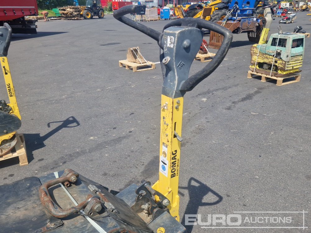 2015 Bomag
Bomag Roller
Bomag Roller
BPR 60/65 D - Travaux routiers: photos 5 2015 Bomag
Bomag Roller
Bomag Roller
BPR 60/65 D - Travaux routiers: photos 5