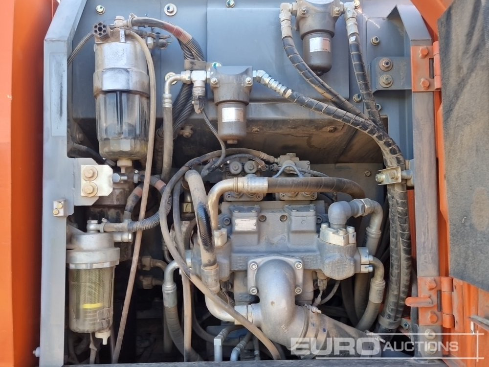 Pelle sur pneus 2015 Hitachi ZX190W-5: photos 29