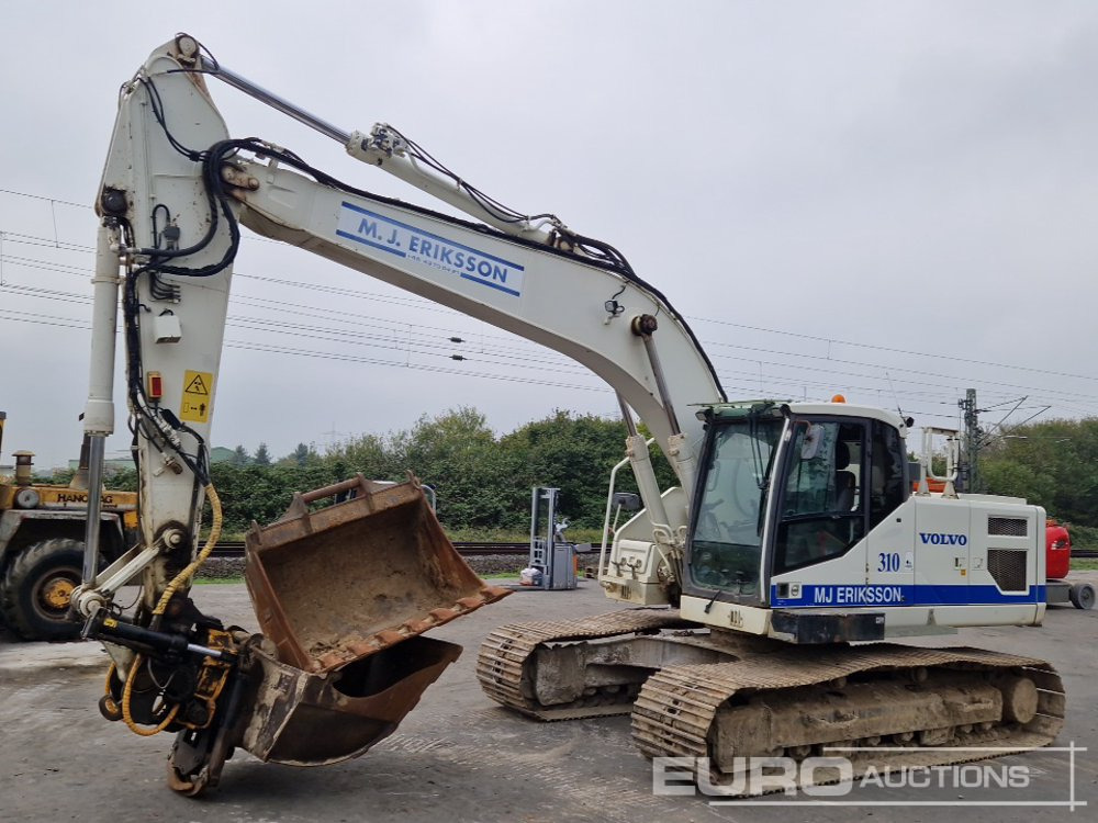 2015 Volvo EC220EL - Pelle sur chenille: photos 1 2015 Volvo EC220EL - Pelle sur chenille: photos 1