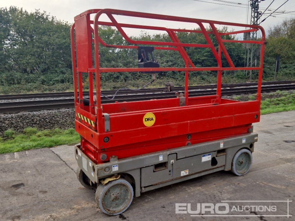 2016 Haulotte Compact 8 - Nacelle ciseaux: photos 1 2016 Haulotte Compact 8 - Nacelle ciseaux: photos 1