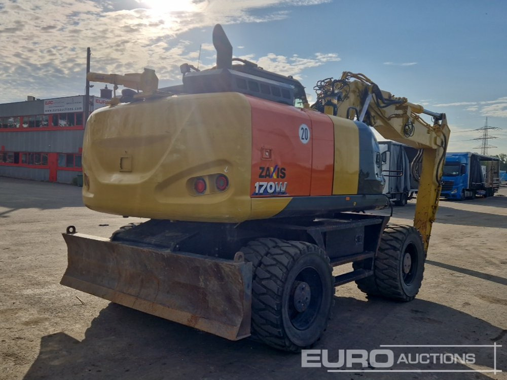 2017 Hitachi ZX170W-6 - Pelle sur pneus: photos 4 2017 Hitachi ZX170W-6 - Pelle sur pneus: photos 4