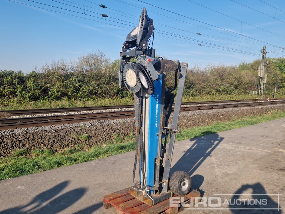 2017 Ritelite Portable Light Tower - Mat d'éclairage: photos 1 2017 Ritelite Portable Light Tower - Mat d'éclairage: photos 1