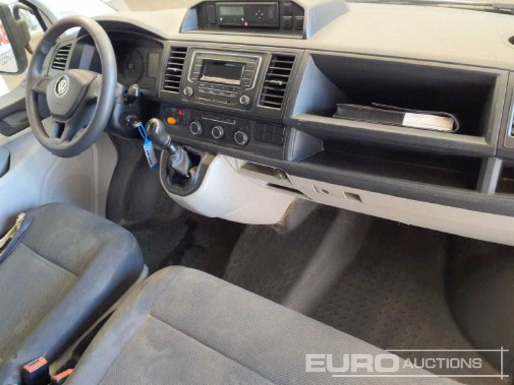 2017 VW TRANSPORTER - Utilitaire plateau: photos 5 2017 VW TRANSPORTER - Utilitaire plateau: photos 5