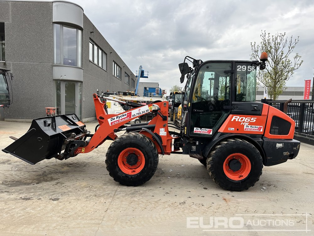 2019 Kubota R065 - Chargeuse sur pneus: photos 1 2019 Kubota R065 - Chargeuse sur pneus: photos 1