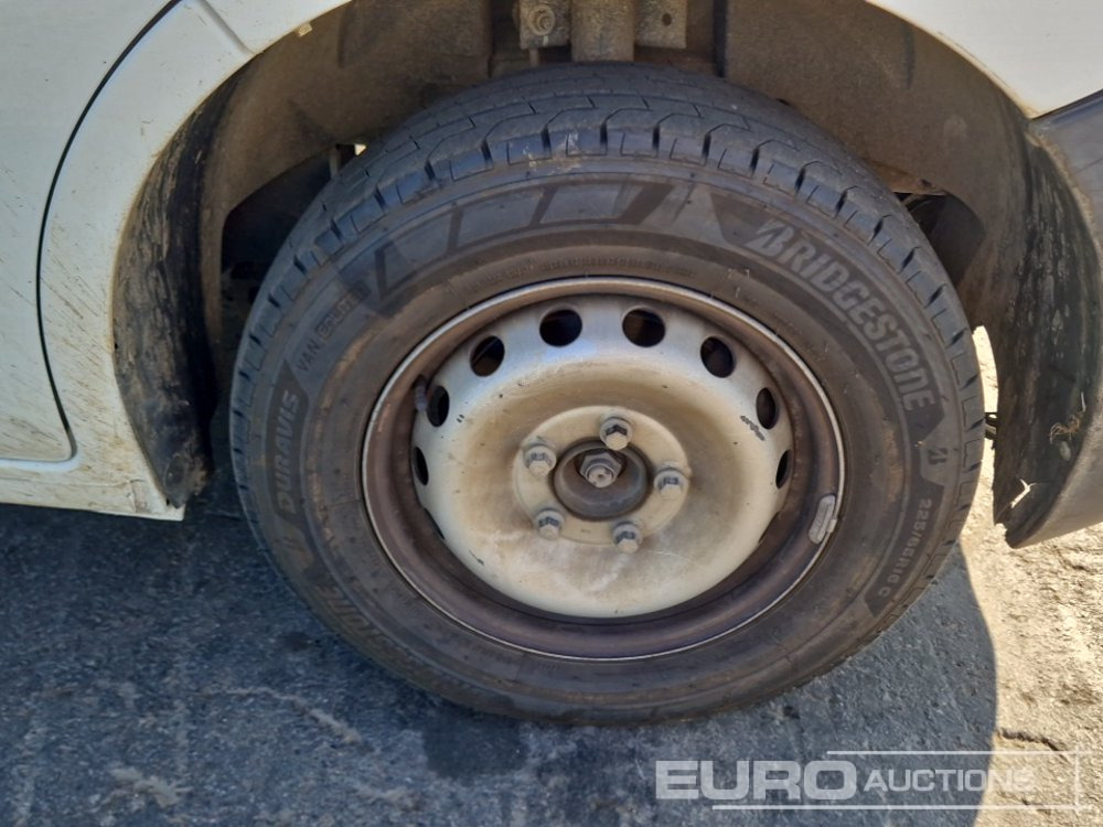 Camion avec nacelle 2019 Renault Master: photos 9