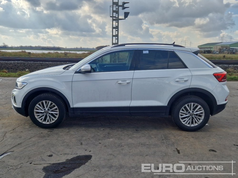 2024 Volkswagen T-Roc - SUV: photos 2 2024 Volkswagen T-Roc - SUV: photos 2