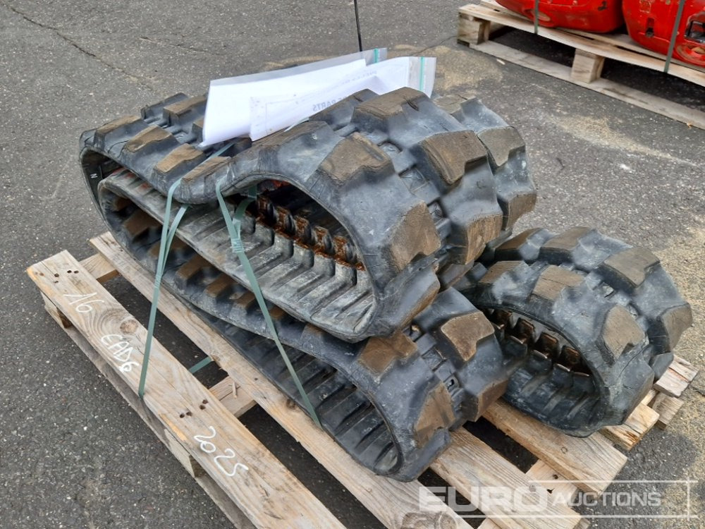 250x52.5x78 Rubber Tracks (2 of) - Chenille pour Engins de chantier: photos 4 250x52.5x78 Rubber Tracks (2 of) - Chenille pour Engins de chantier: photos 4