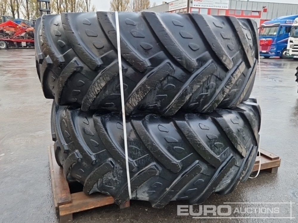620/70 R 42 Tyres with Rims - Pneu: photos 2 620/70 R 42 Tyres with Rims - Pneu: photos 2