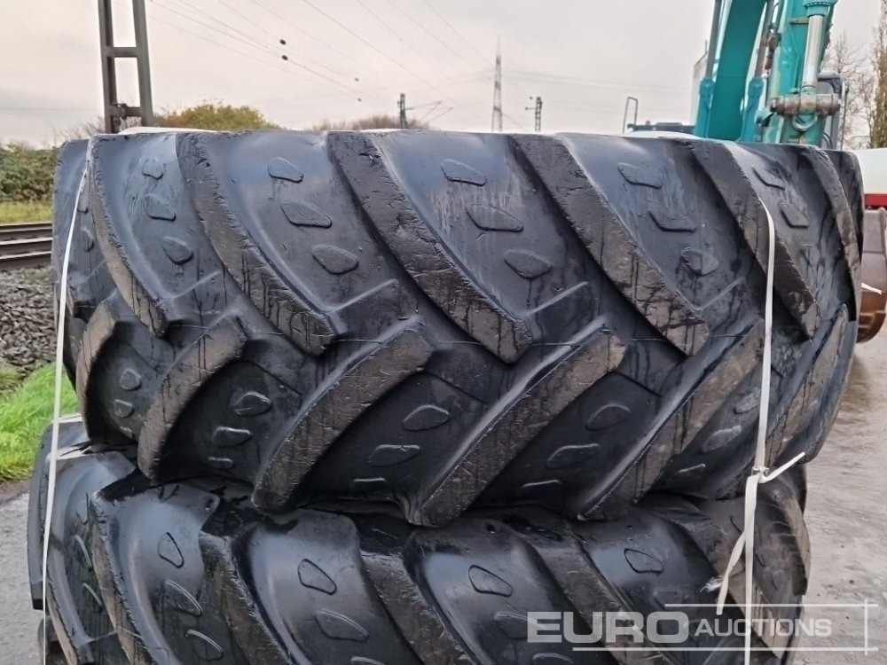 620/70 R 42 Tyres with Rims - Pneu: photos 3 620/70 R 42 Tyres with Rims - Pneu: photos 3