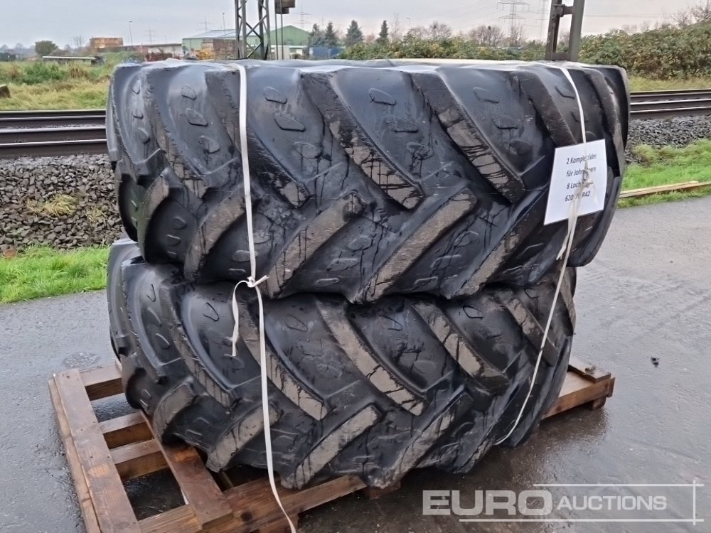 620/70 R 42 Tyres with Rims - Pneu: photos 1 620/70 R 42 Tyres with Rims - Pneu: photos 1