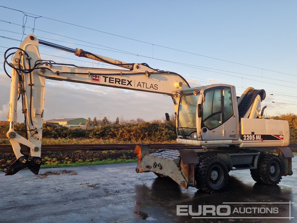 Atlas-Terex 2205MI - Pelle sur pneus: photos 1 Atlas-Terex 2205MI - Pelle sur pneus: photos 1