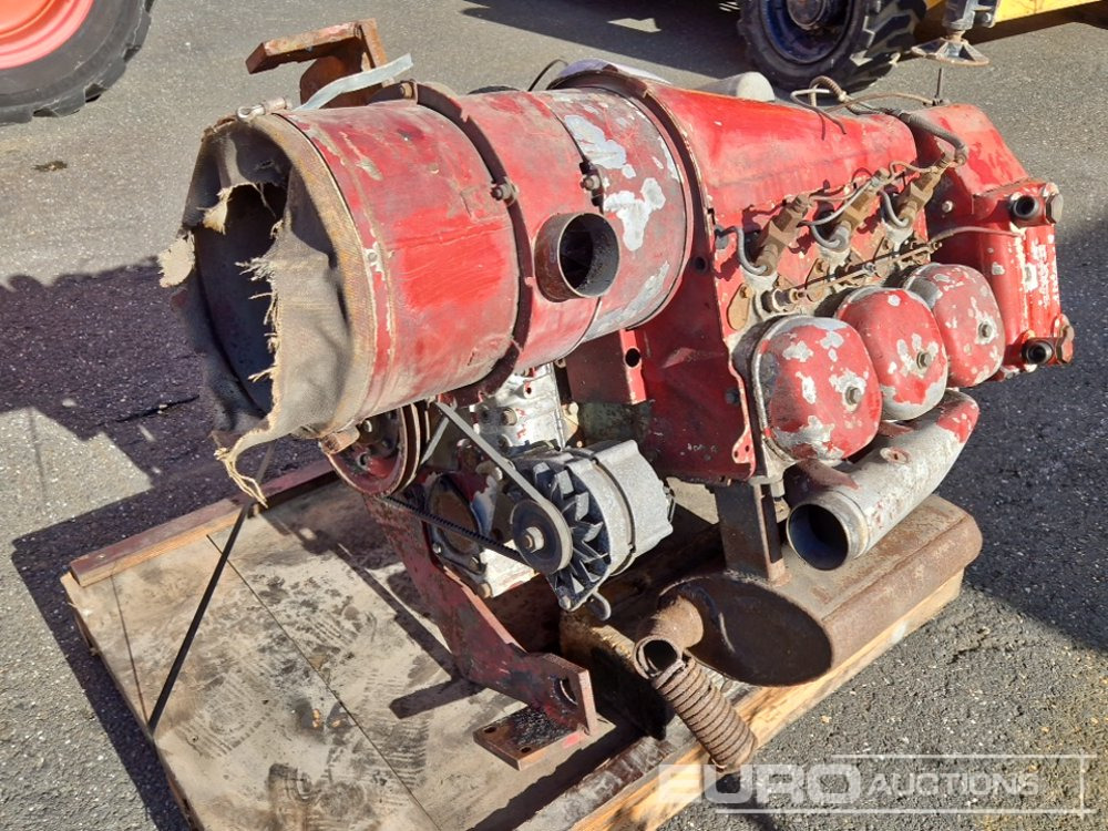 Deutz 3 Cylinder Diesel Engine - Moteur: photos 3 Deutz 3 Cylinder Diesel Engine - Moteur: photos 3