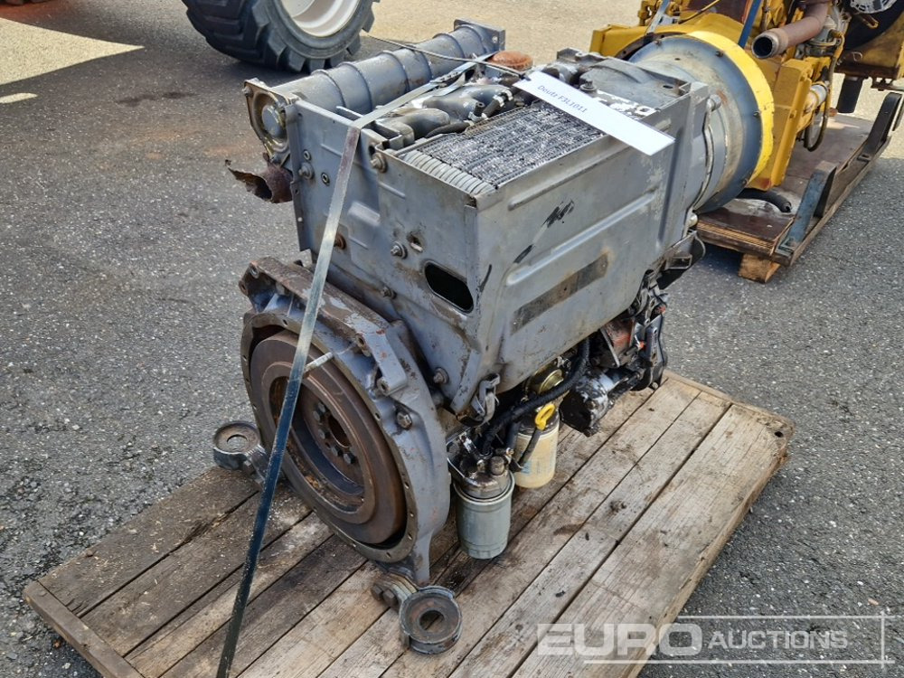 Deutz 3 Cylinder Diesel Engine - Moteur: photos 3 Deutz 3 Cylinder Diesel Engine - Moteur: photos 3