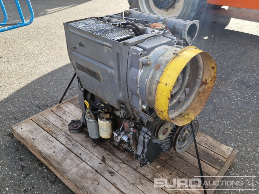 Deutz 3 Cylinder Diesel Engine - Moteur: photos 4 Deutz 3 Cylinder Diesel Engine - Moteur: photos 4