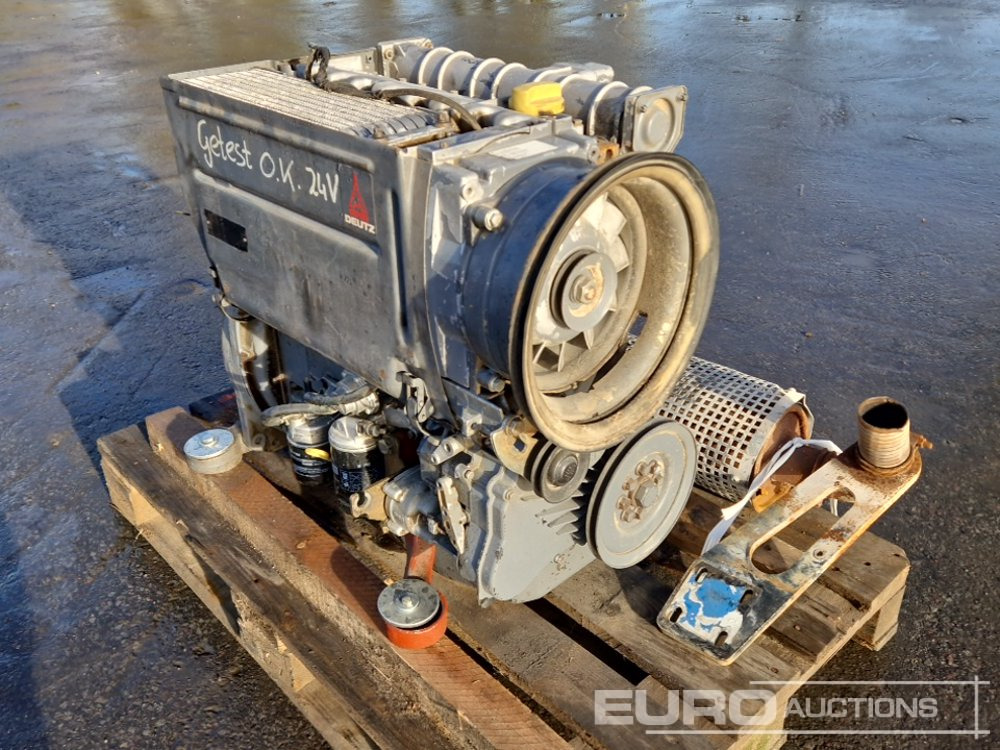 Deutz 4 Cyinder Turbo Diesel Engine - Moteur: photos 3 Deutz 4 Cyinder Turbo Diesel Engine - Moteur: photos 3