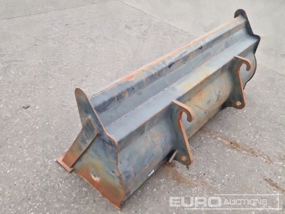 Front Loading Bucket - Godet: photos 2 Front Loading Bucket - Godet: photos 2