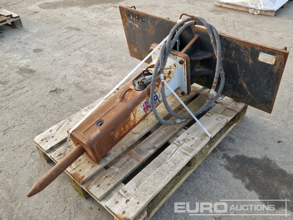 Furukawa FX35 - Marteau hydraulique: photos 1 Furukawa FX35 - Marteau hydraulique: photos 1