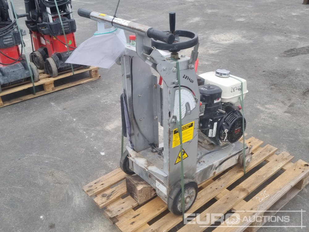 Husqvarna FS400LV - Travaux routiers: photos 3 Husqvarna FS400LV - Travaux routiers: photos 3
