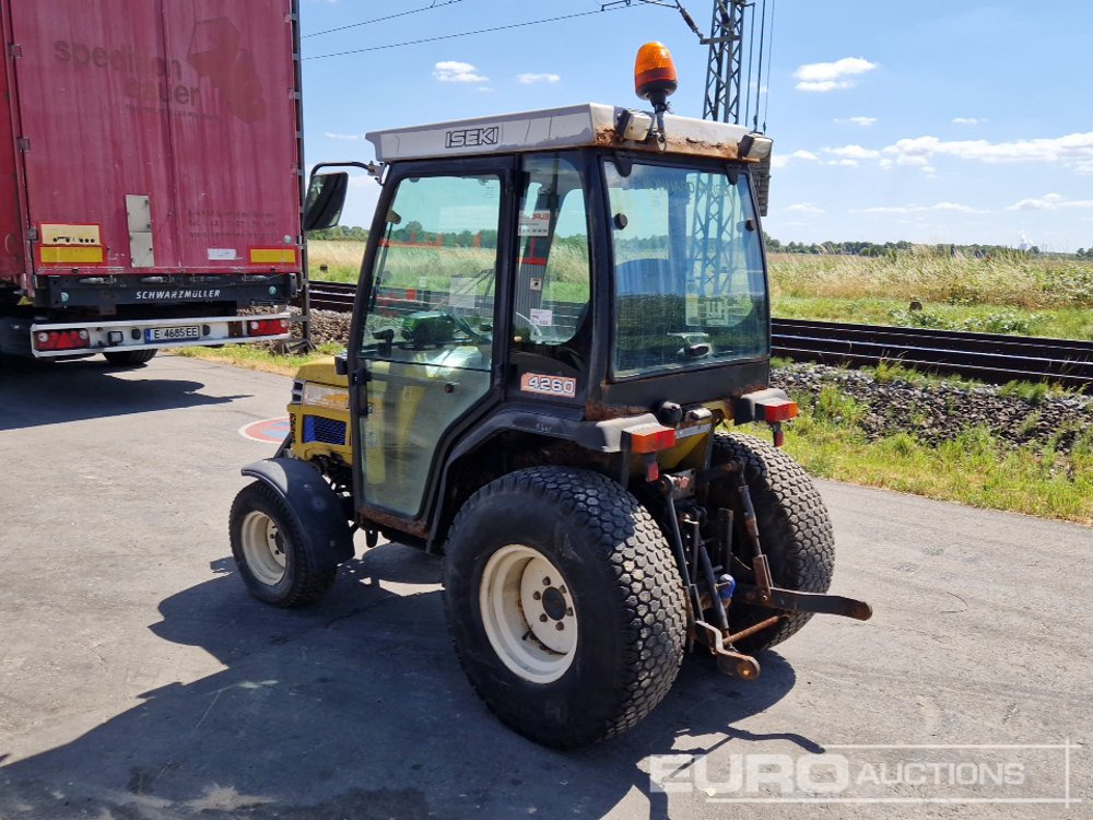 Iseki TH4260AHL - Micro tracteur: photos 3 Iseki TH4260AHL - Micro tracteur: photos 3