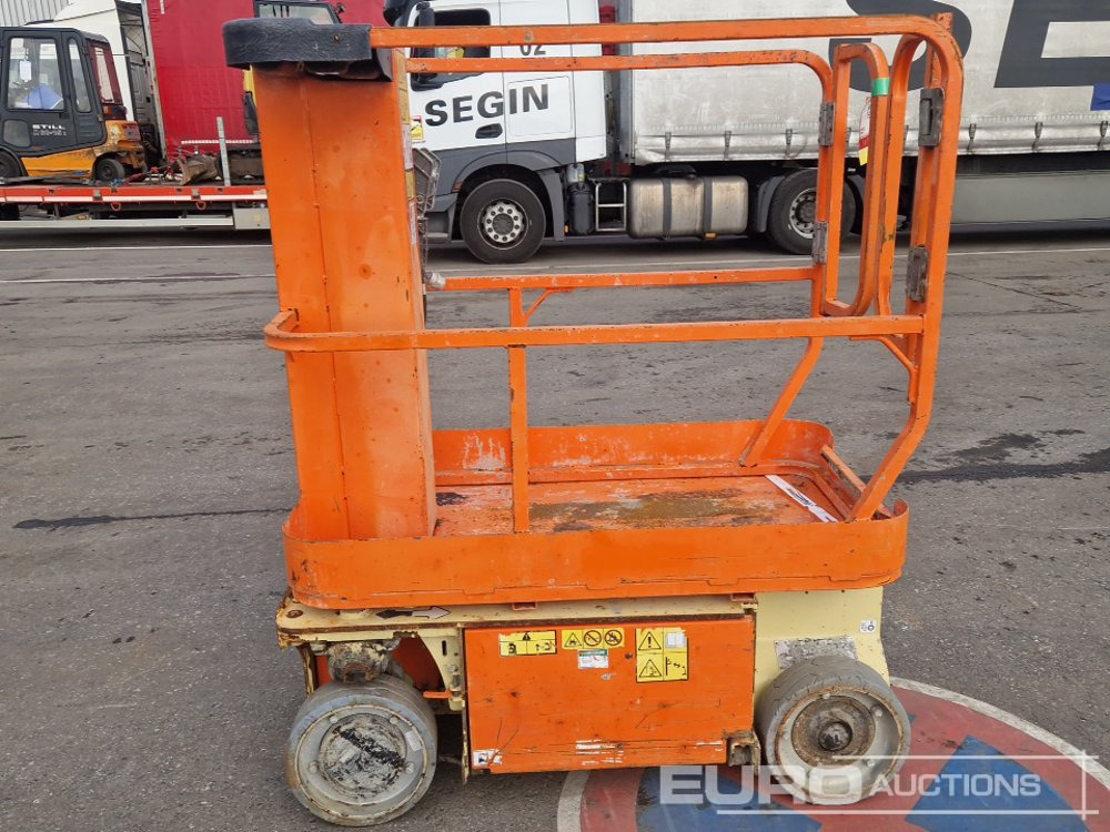 JLG 1230ES - Nacelle: photos 5 JLG 1230ES - Nacelle: photos 5