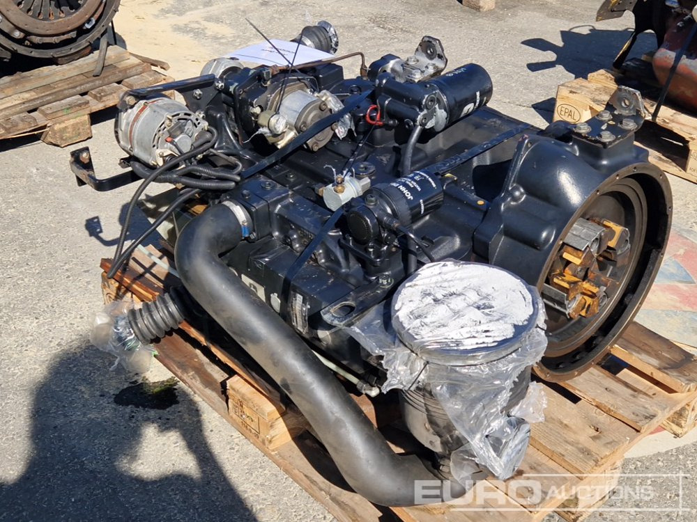 John Deere 4 Cylinder 4045DF270 Engine - Moteur: photos 4 John Deere 4 Cylinder 4045DF270 Engine - Moteur: photos 4