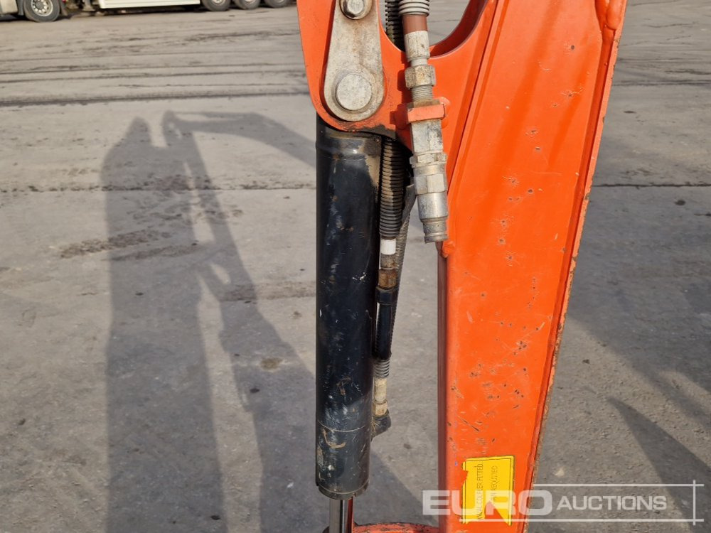 Mini pelle Kubota KX015-4: photos 18