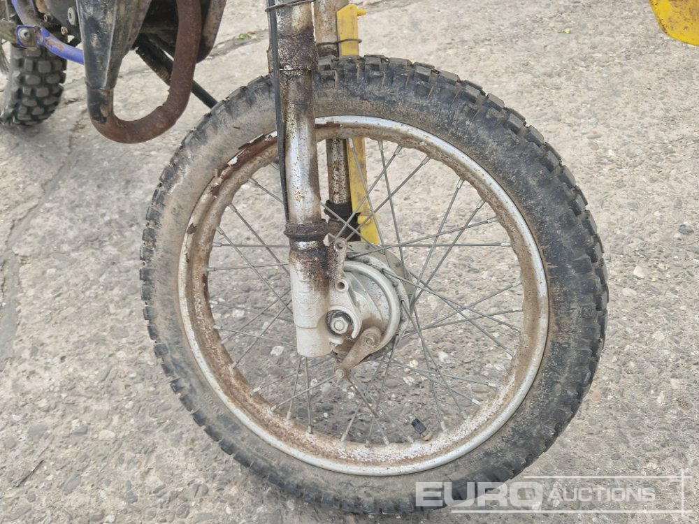 Malaguti Grizzly 12 Cross Bike - Motocyclette: photos 5 Malaguti Grizzly 12 Cross Bike - Motocyclette: photos 5
