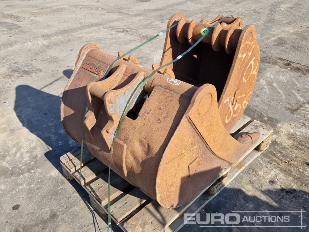 Morin Bucket (2 of) - Godet: photos 3 Morin Bucket (2 of) - Godet: photos 3