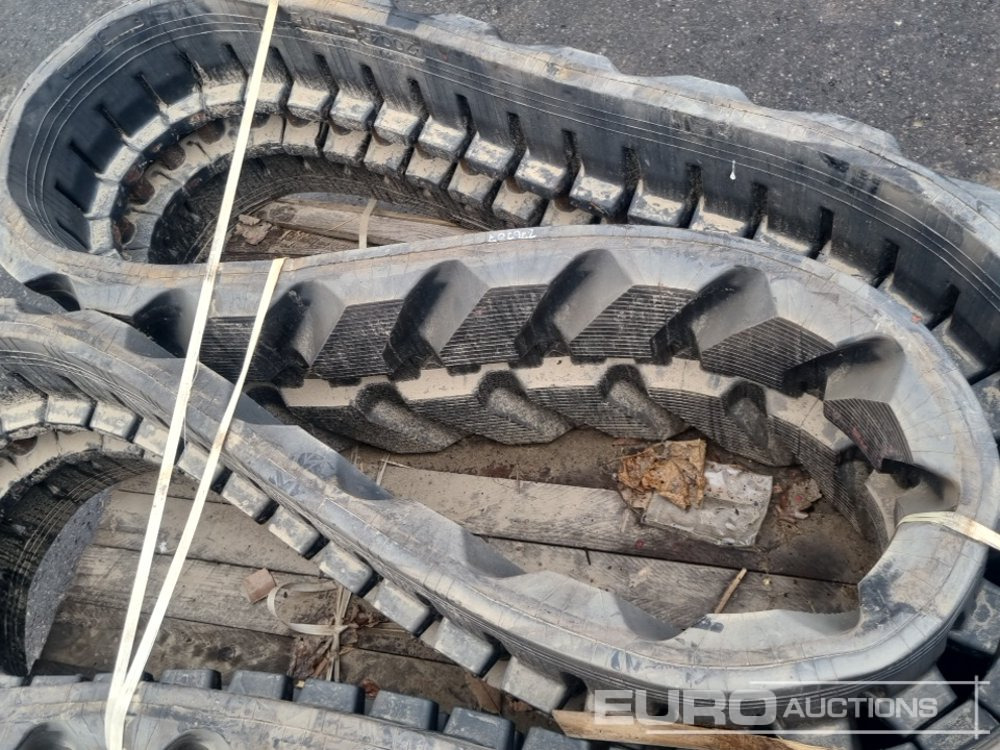 Rubber Track to suit Terex TC125 - Chenille pour Engins de chantier: photos 5 Rubber Track to suit Terex TC125 - Chenille pour Engins de chantier: photos 5