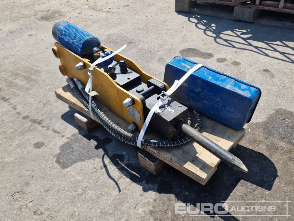 SB05 Hydraulic Breaker - Marteau hydraulique: photos 4 SB05 Hydraulic Breaker - Marteau hydraulique: photos 4