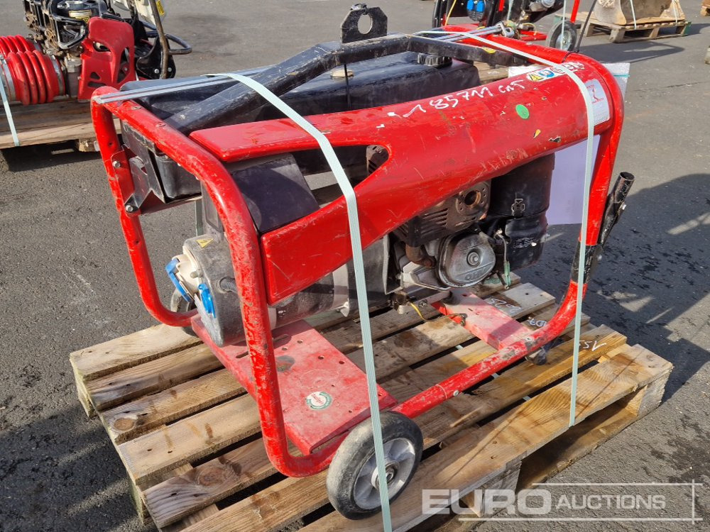 SDMO PERFORM 6500 XL - Groupe électrogène: photos 1 SDMO PERFORM 6500 XL - Groupe électrogène: photos 1