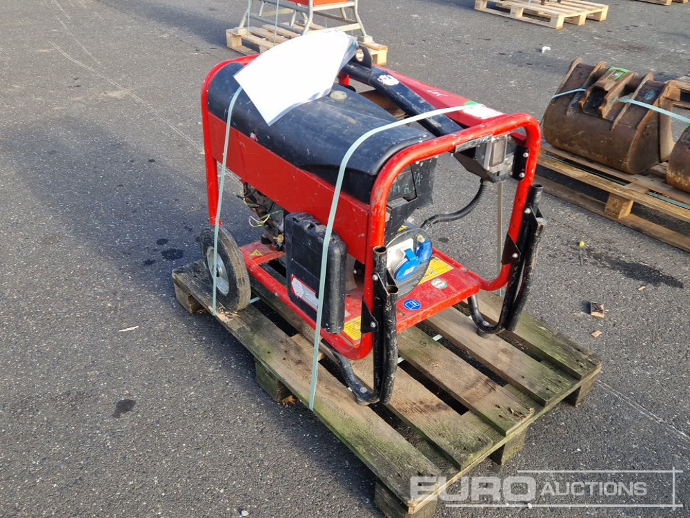 SDMO PERFORM 6500 XL - Groupe électrogène: photos 2 SDMO PERFORM 6500 XL - Groupe électrogène: photos 2