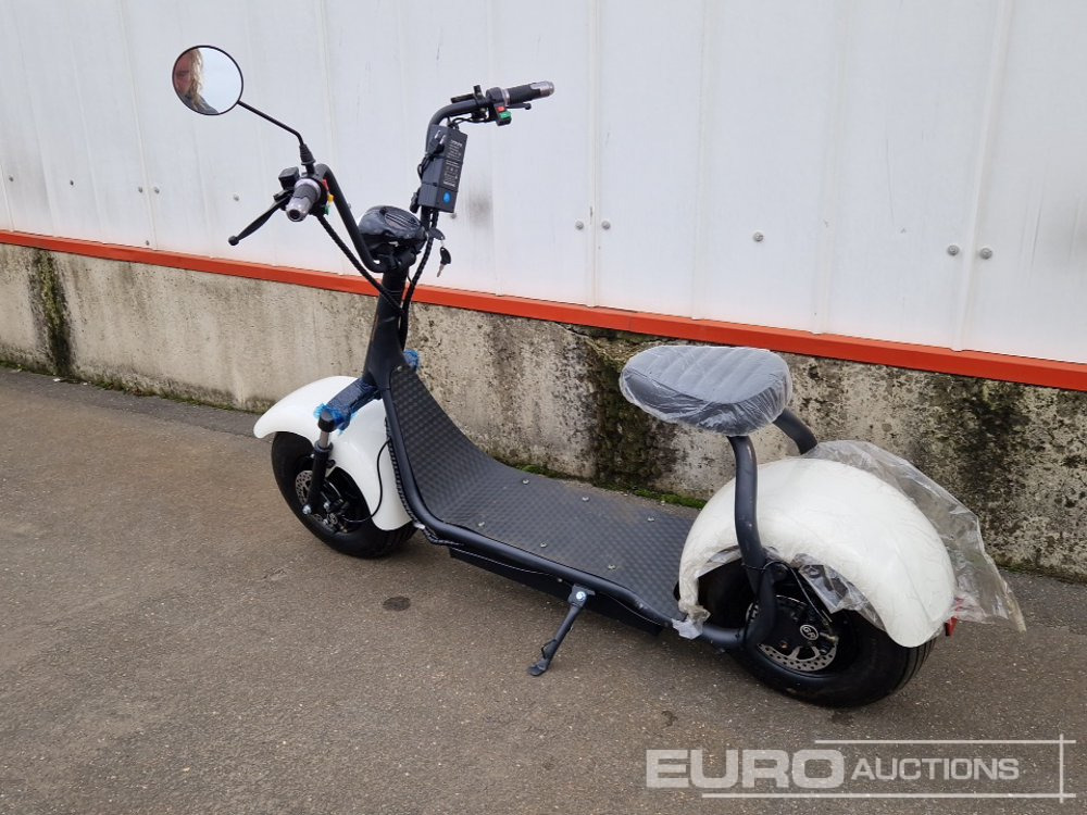 Unused City coco Electric Scooter - Voiturette de golf: photos 2 Unused City coco Electric Scooter - Voiturette de golf: photos 2