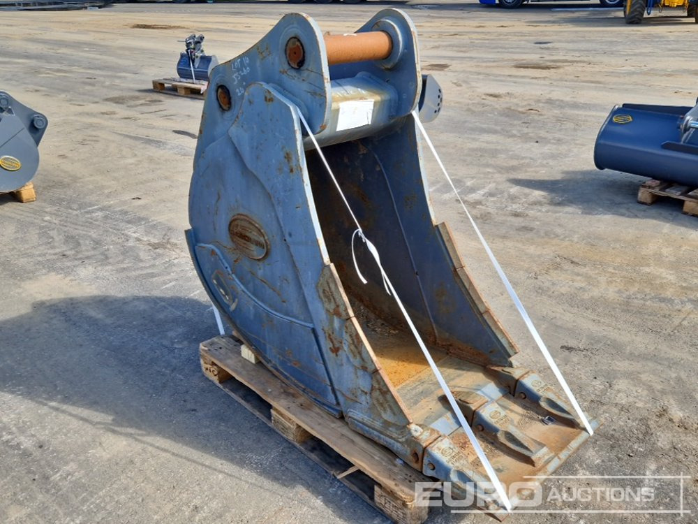 Unused Strickland 24" Digging Bucket to suit JCB JS260 - Godet: photos 4 Unused Strickland 24" Digging Bucket to suit JCB JS260 - Godet: photos 4