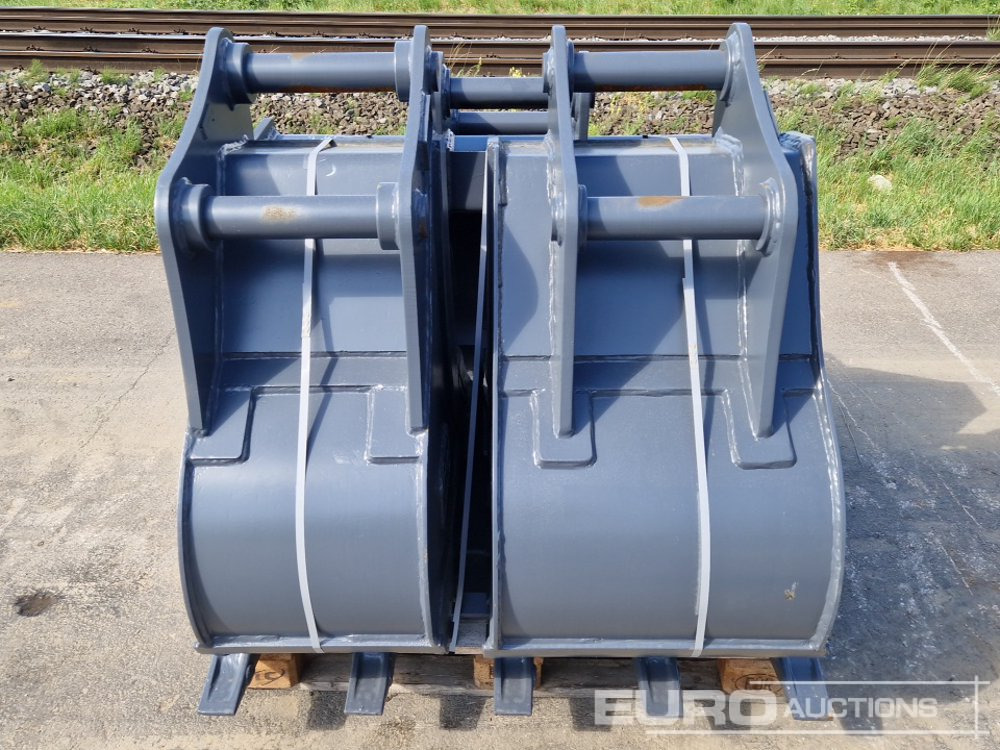Unused Strickland 48" 24", 18" Digging Buckets, 65mm Pin to suit Hitachi ZX130 (3 of) - Godet: photos 5 Unused Strickland 48" 24", 18" Digging Buckets, 65mm Pin to suit Hitachi ZX130 (3 of) - Godet: photos 5
