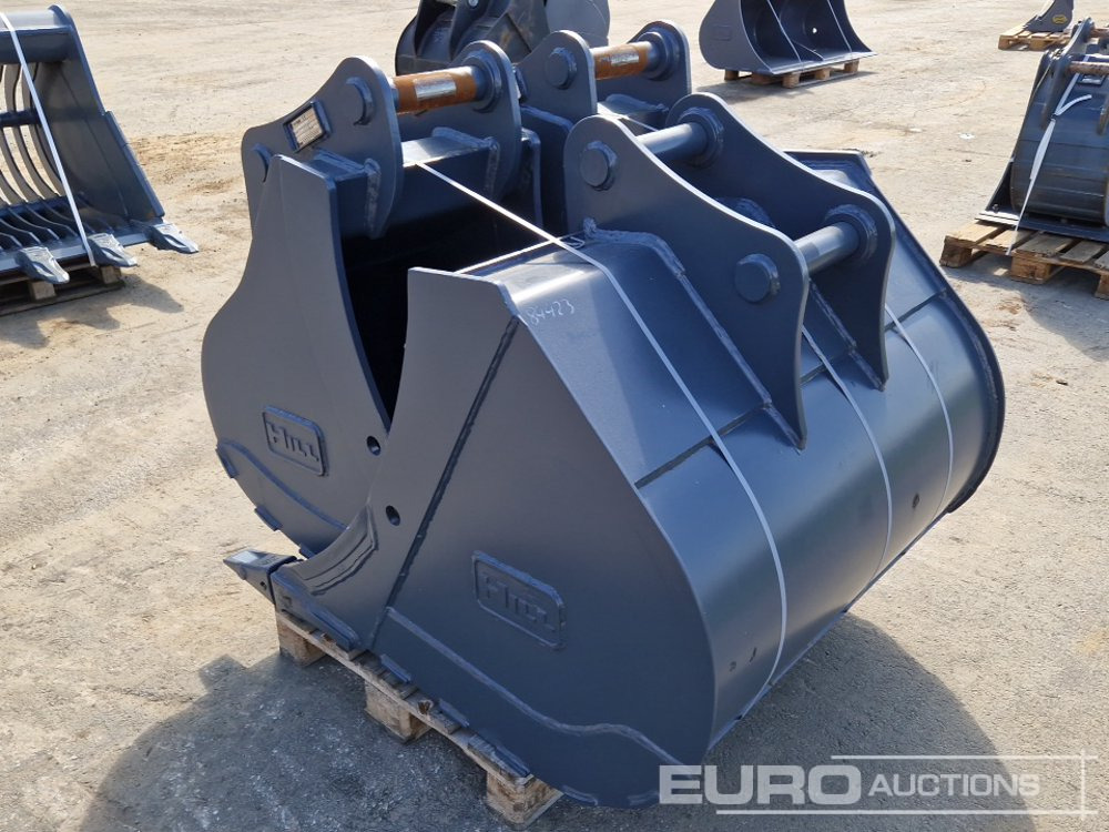 Unused Strickland 48" 24", 18" Digging Buckets, 65mm Pin to suit Hitachi ZX130 (3 of) - Godet: photos 2 Unused Strickland 48" 24", 18" Digging Buckets, 65mm Pin to suit Hitachi ZX130 (3 of) - Godet: photos 2