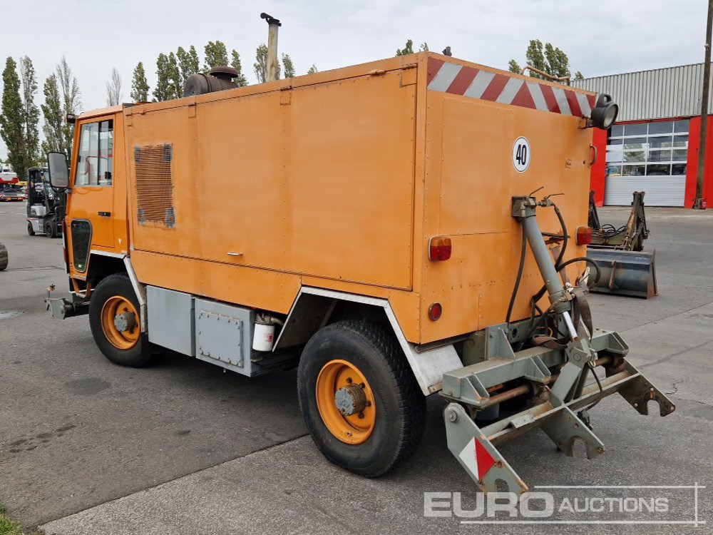 V.Meili Diesel Rail Cleaning/Grindimg Vehicle - Quadricycle: photos 3 V.Meili Diesel Rail Cleaning/Grindimg Vehicle - Quadricycle: photos 3