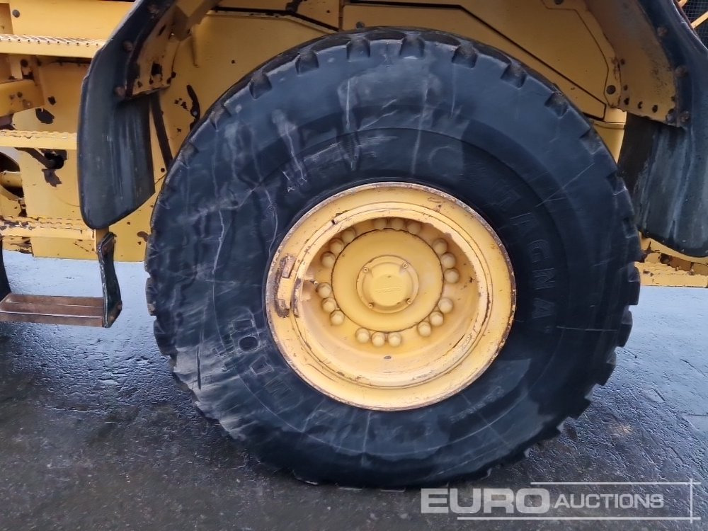 Chargeuse sur pneus Volvo L110E: photos 10