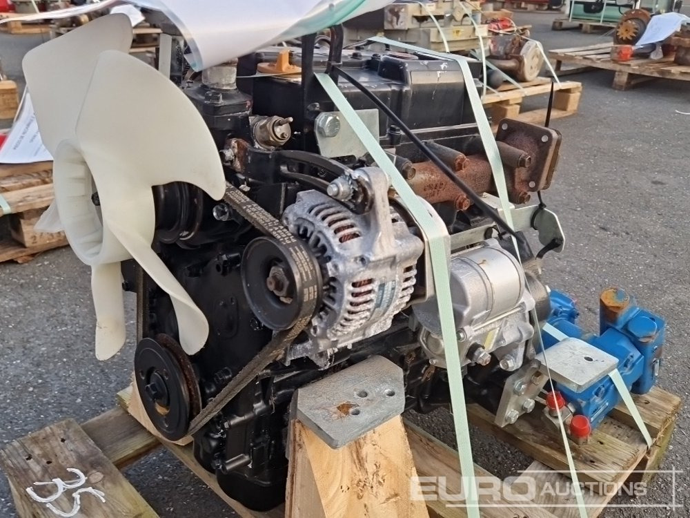 Yanmar 3TNV76 - Moteur: photos 3 Yanmar 3TNV76 - Moteur: photos 3