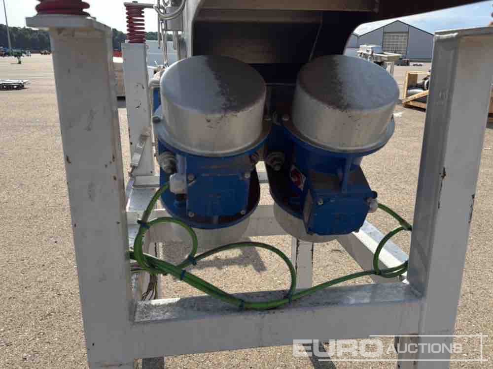 2005 Vibra FRU 32/3-DV - Matériel de chantier: photos 5 2005 Vibra FRU 32/3-DV - Matériel de chantier: photos 5