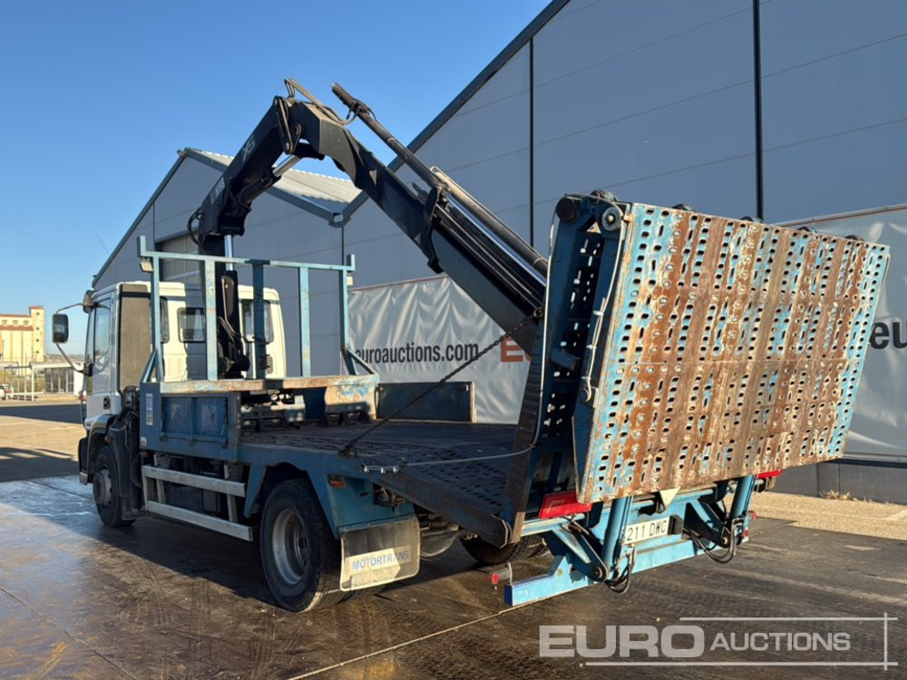 2006 Iveco ML160E24 - Camion plateau: photos 3 2006 Iveco ML160E24 - Camion plateau: photos 3