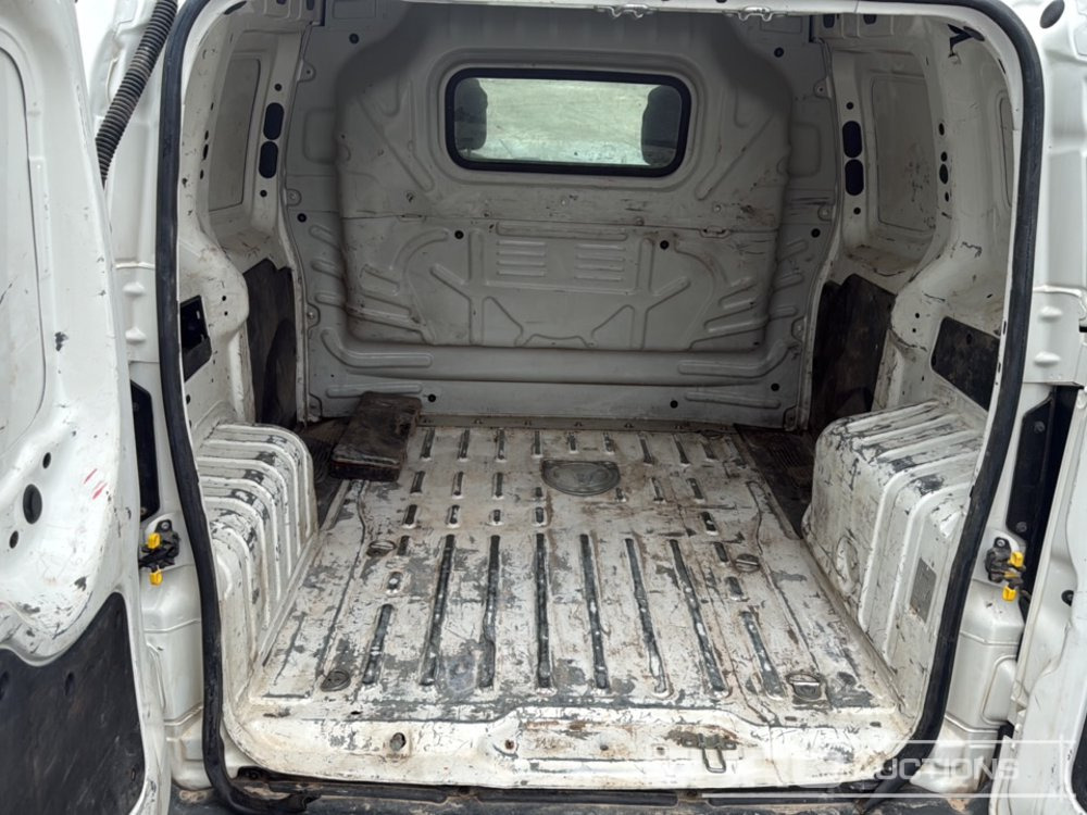 Fourgonnette 2014 Fiat Fiorino: photos 13