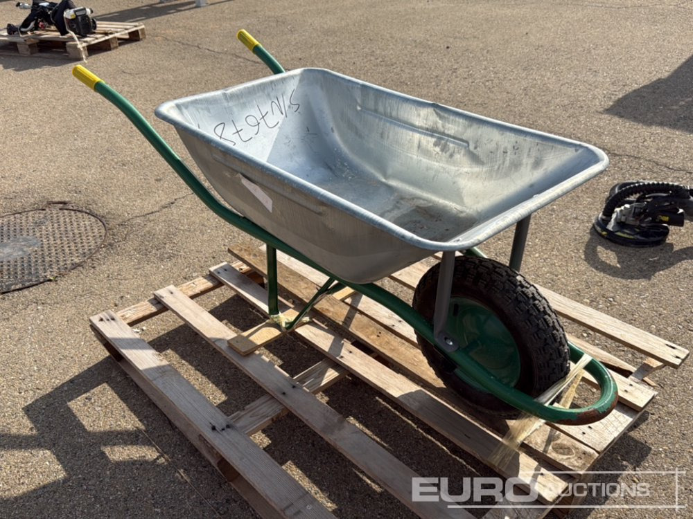 Construction WheelBarrow - Matériel de chantier: photos 2 Construction WheelBarrow - Matériel de chantier: photos 2