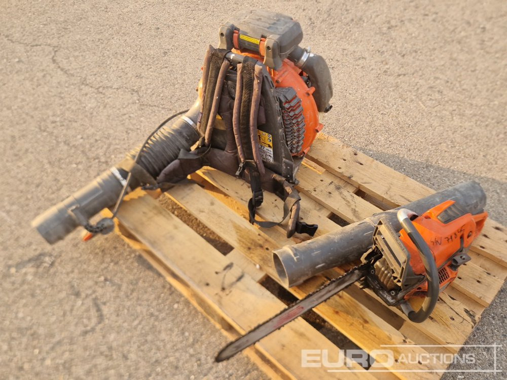 Husqvarna 562XP Gasoline Chainsaw, 580BTS Backpack Leaf Blower - Matériel de chantier: photos 2 Husqvarna 562XP Gasoline Chainsaw, 580BTS Backpack Leaf Blower - Matériel de chantier: photos 2