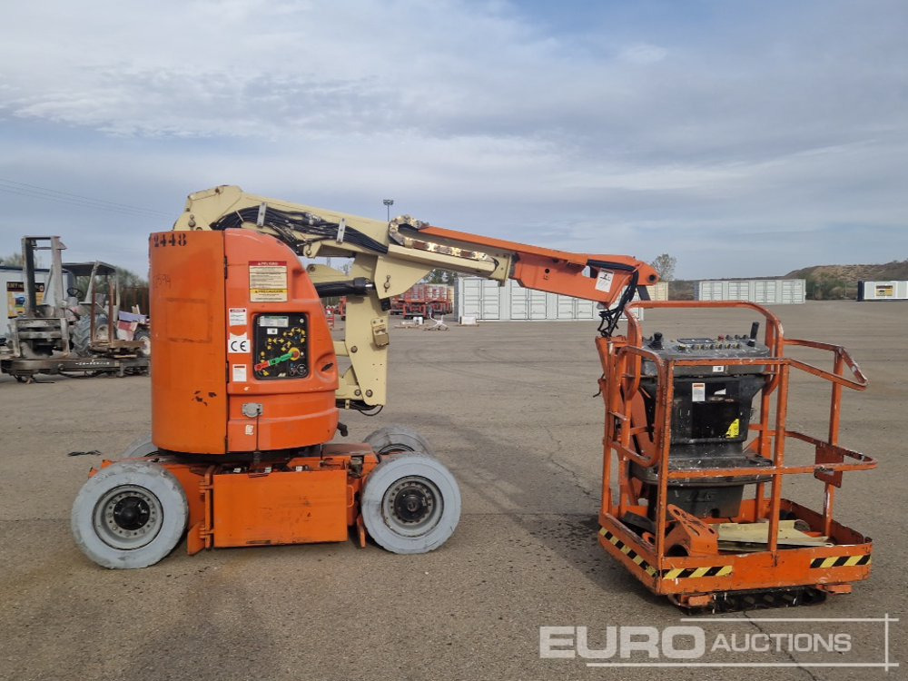 JLG E300AJP - Nacelle articulée: photos 2 JLG E300AJP - Nacelle articulée: photos 2
