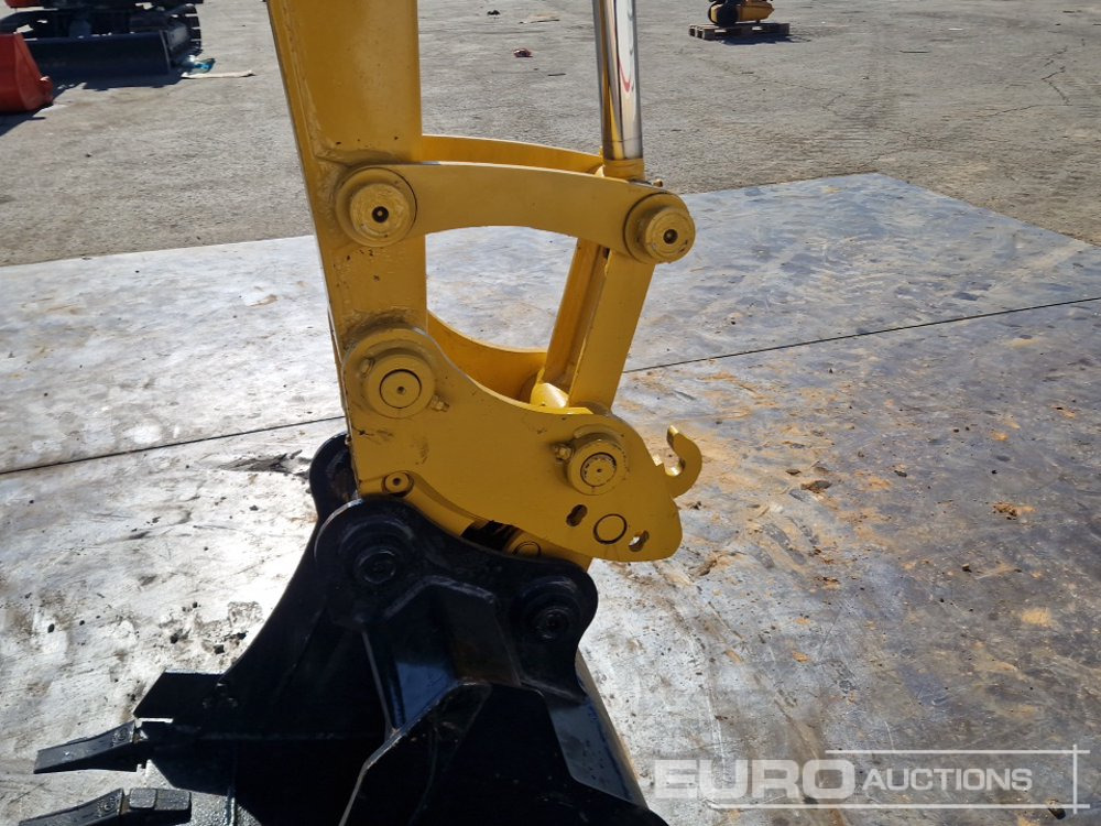 Mini pelle Komatsu PC56-7: photos 30