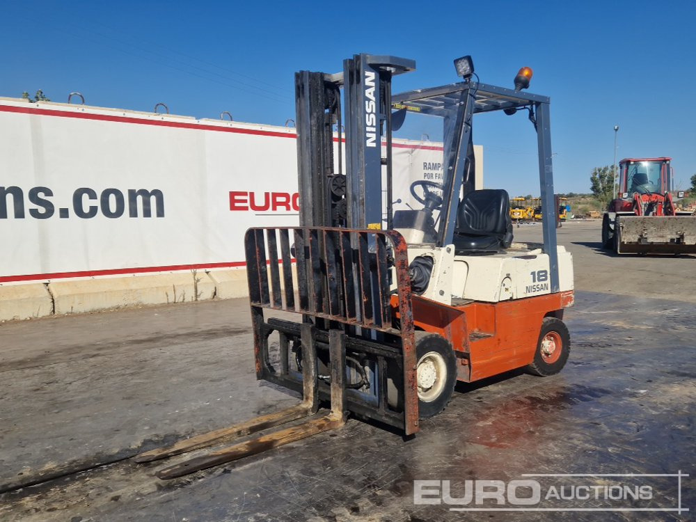 Nissan FJ01A.18U - Chariot élévateur: photos 1 Nissan FJ01A.18U - Chariot élévateur: photos 1