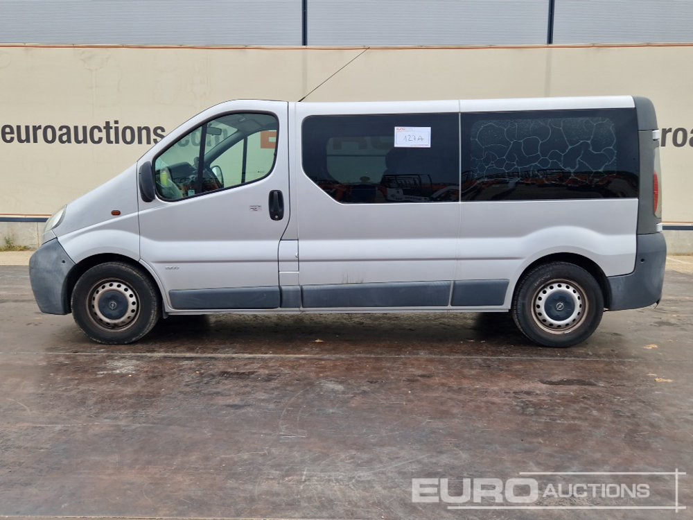 2005 Opel Vivaro - Véhicule utilitaire: photos 2 2005 Opel Vivaro - Véhicule utilitaire: photos 2