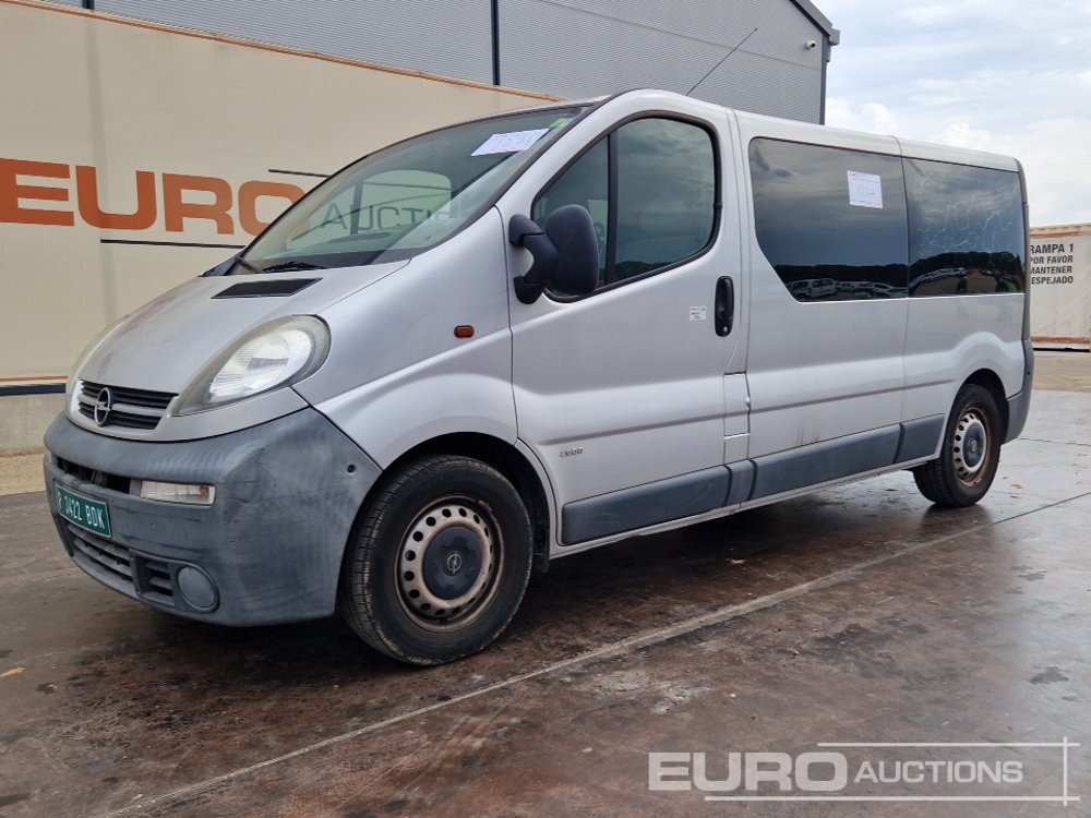 2005 Opel Vivaro - Véhicule utilitaire: photos 1 2005 Opel Vivaro - Véhicule utilitaire: photos 1